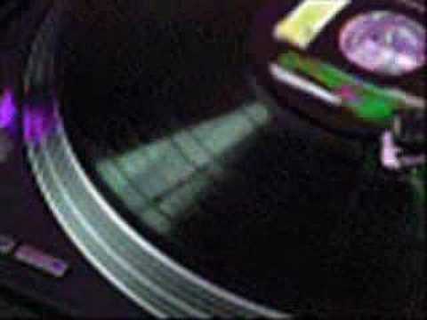 D Kay & Epsilon ft. Mc Verse - Honey