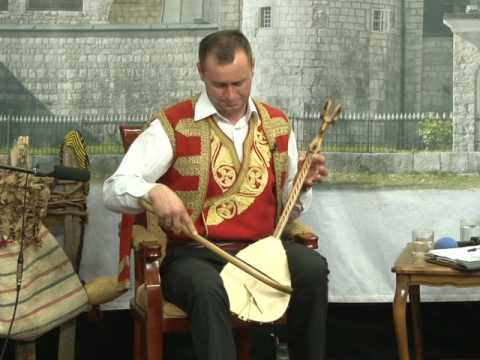 Tomislav Adzic - Odmetanje Baja Pivljanina u hajduke - (LIVE) - (Tv Duga Plus 2016)