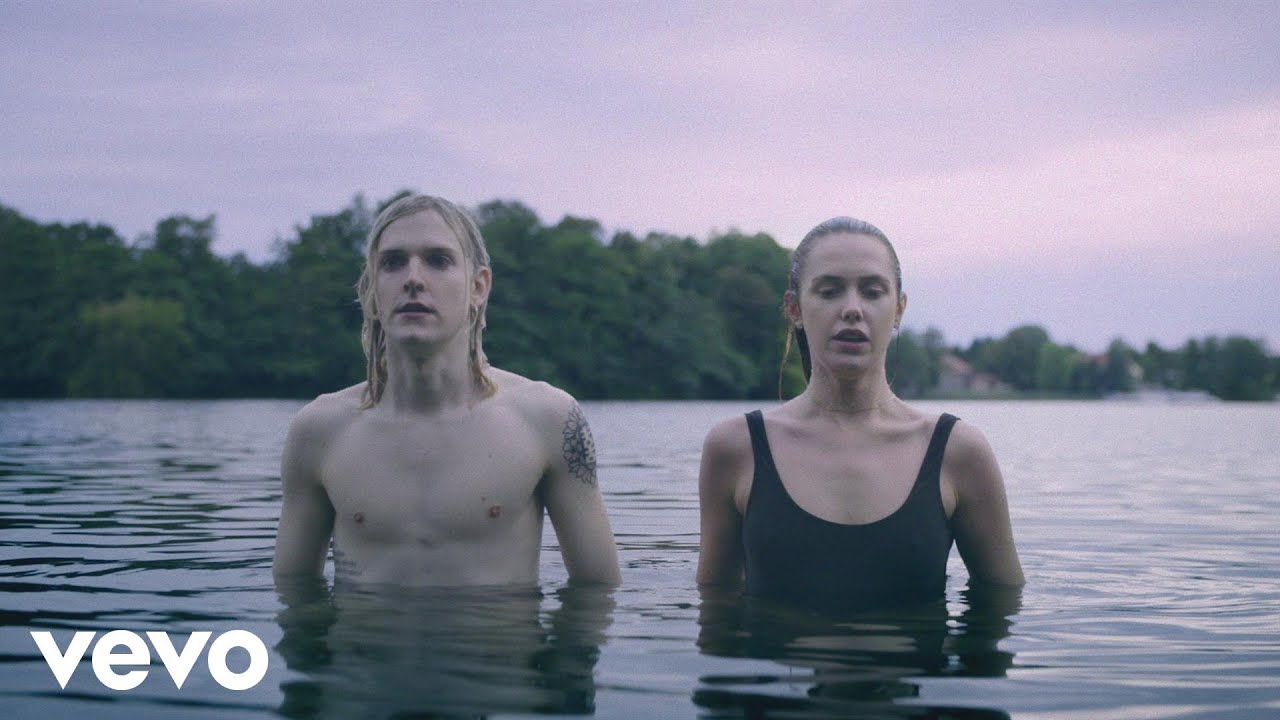 Sundara Karma — Vivienne
