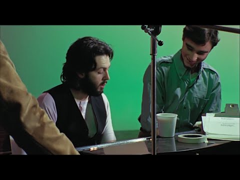 Paul McCartney plays Martha My Dear　The Beatles at Get Back sessions #beatles