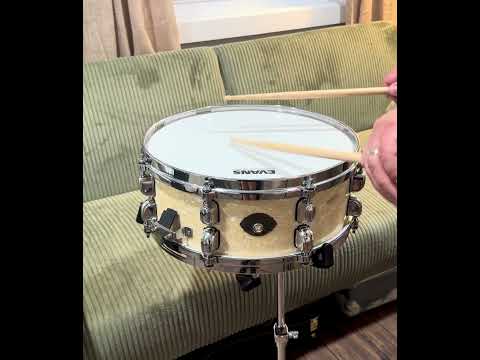 Vintage Tama Starclassic Performer 5.5x14 Snare — 1st Gen 1994-96 MIJ, Pearl White, 8-Ply Philippine Mahogany/Birch, Die-Cast Hoops (Video Demo) image 16