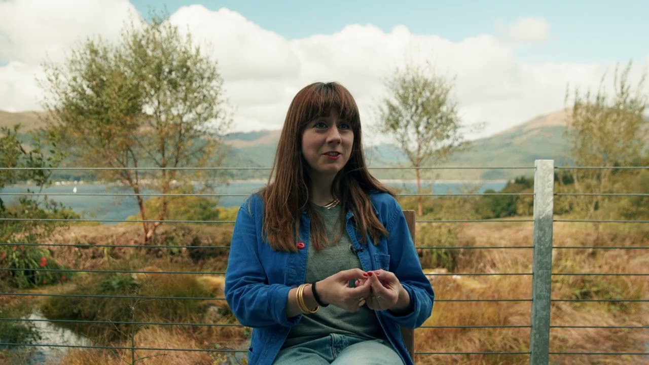 Profile - Helen Anahita Wilson / Making Tracks - YouTube