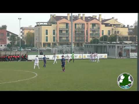 Il gol di Luca De Gaspari della Nuova Loreggia contro la Vigontina San Paolo