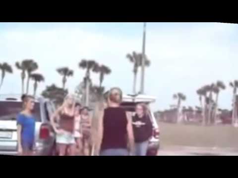 download lagu mp3 mp4 Girl Fight Beach, download lagu Girl Fight Beach gratis, unduh video klip Girl Fight Beach