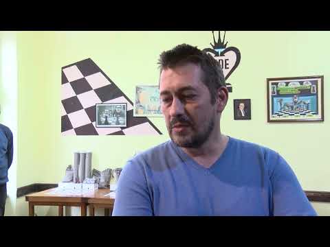 Tri kompleta šahovske opreme za Šahovski klub Radnički