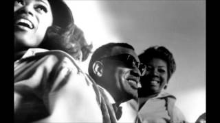 Ray Charles and Clydie King vocal "Ode to Billie Joe" (live)