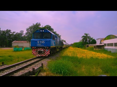 Tren 5015 por San Justo, Santa Fe 