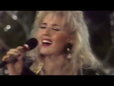 Lepa Brena - Zapevala sojka ptica - Novogodišnja Željoteka - (TV NS 1989)