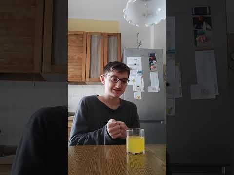 potente degustazione di monster al lewis hamilton😧🍍