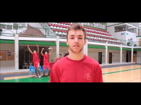 O que é o Andebol? by Escola de Andebol Alto do Moinho