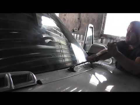 Решаем проблему армянского ремонта- протечку УАЗ Патриот. Переклеиваем стекло