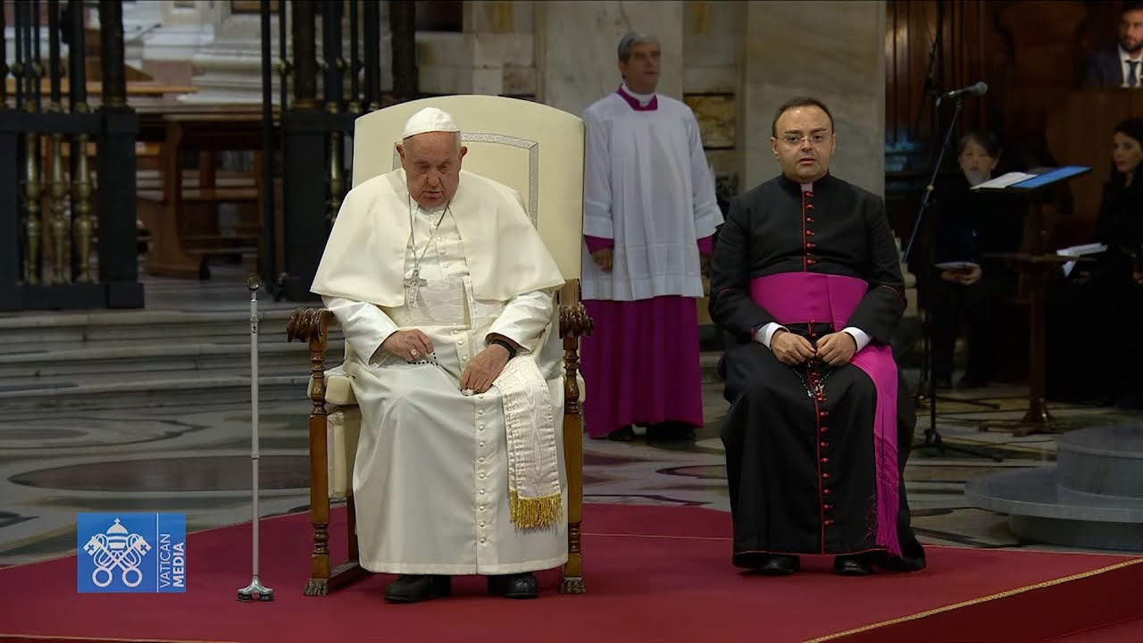 Rezo del Santo Rosario presidido por el Papa Francisco para implorar el don de la Paz