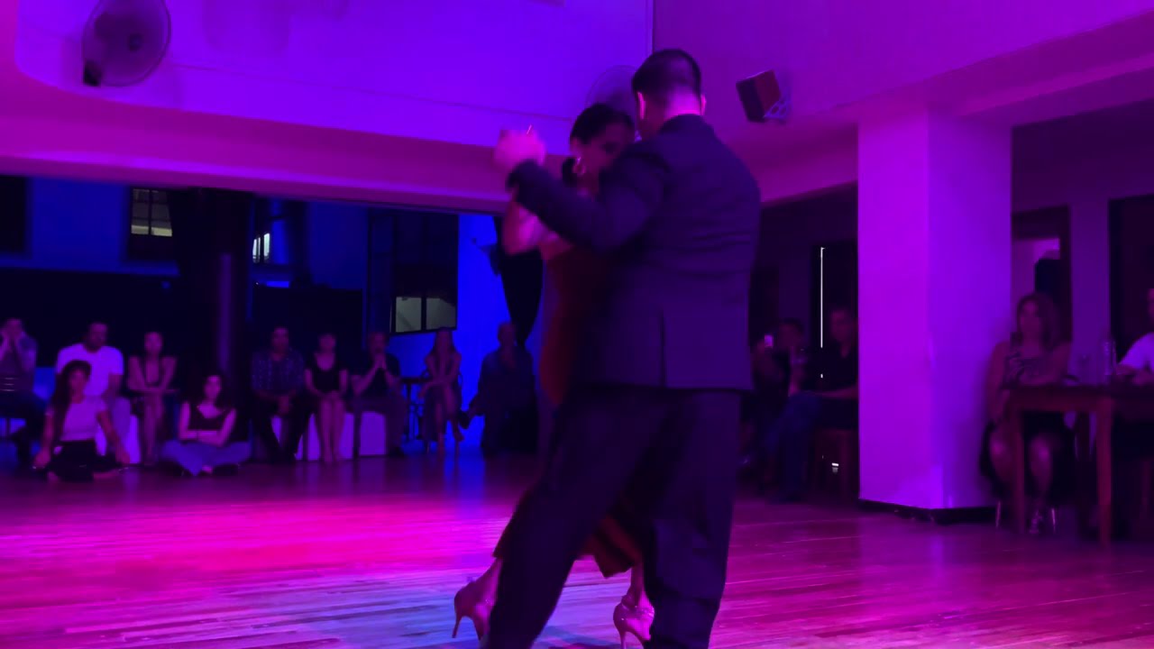 Video thumbnail for Fatima Caracoch and Brenno Lucas @ Milonga Sensaciones De Tango 12/11/24 Subscribe🔔#tangoargentina