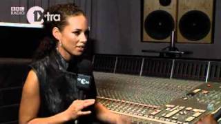 Alicia Keys - Ronnie Herel Interview