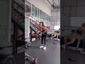 Miss Gavriena Astaris Angkat Beban Gym Workout Model