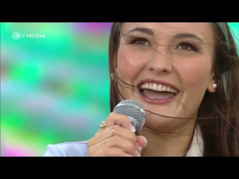 Sofia Martin - "Toxica" @ZDF Fernsehgarten 29.08.2021