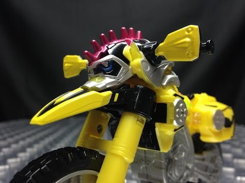 Kamen Rider Ex-Aid Level Up Rider Series LASER: EmGo's Kamen Rider Reviews N' Stuff