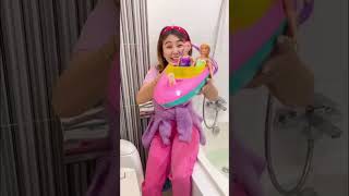 Download lagu UNBOXING ALL MY BARBIES !! SO CUTE !! mp3