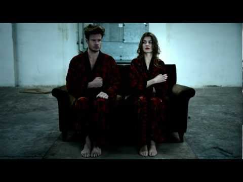 download lagu mp3 mp4 Loretta Caponi Prices, download lagu Loretta Caponi Prices gratis, unduh video klip Loretta Caponi Prices