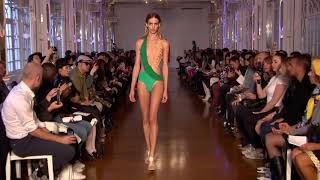 Download lagu O desfile de Fátima Lopes em Paris mp3