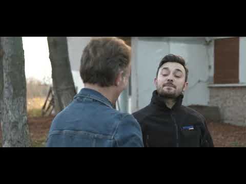 Axha Basri po don mi dal trenit perpara si Morena Taraku😂😂 (Pjesë Qesharake) Schengen Visa - 40