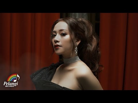 Alma Margana - Buka Cabang (Official Music Video)