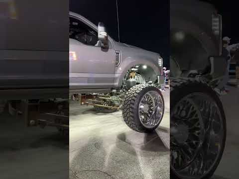 Platinum F-350 with Shocker XL horns #hornblasters #sema #shorts2022 #vegas #ford #truck #built #wow