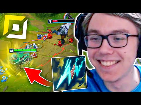 TheBausffs just invented a new way to play THRESH... and it's weird 😳
