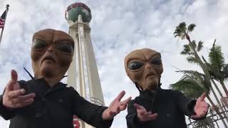 ATTENTION EARTHLINGS by The Cousins ( Harland Williams and Kevin Hearn)