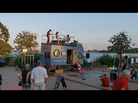 Kings of Leon - Crawl. Lasterkonzert mit John Winston Berta