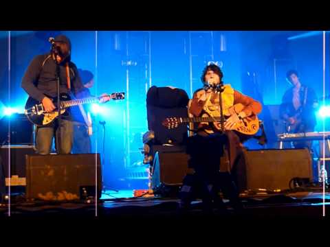 Gruff Rhys and Y Niwl - Skylon at Truck Festival 2011