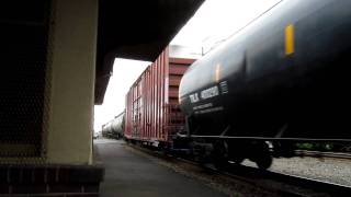 preview picture of video 'Amtrak and BNSF busy in Kent (part 1)'