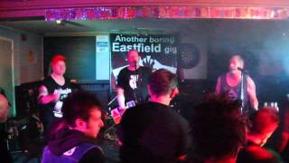 The cult of Ted Moult - Eastfield (live)