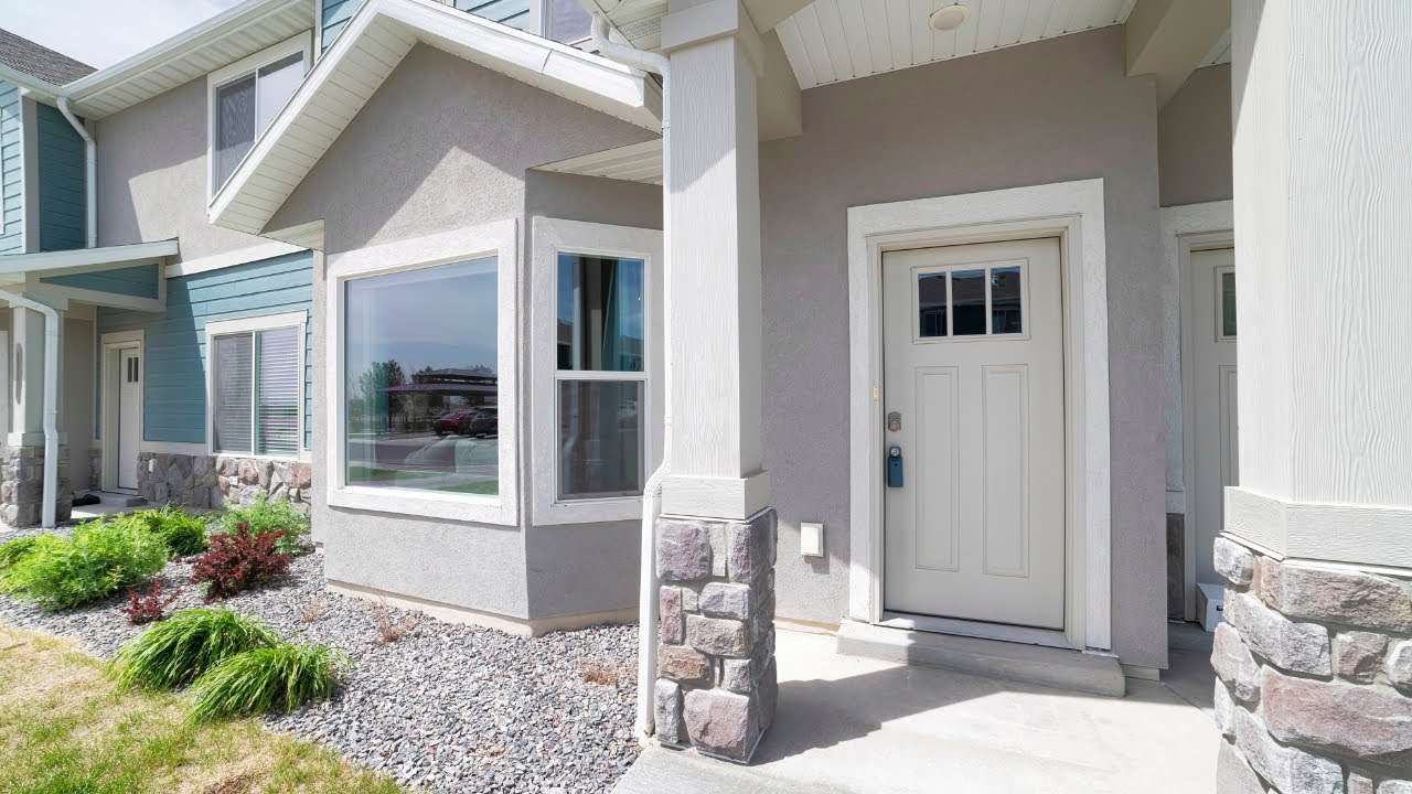 Buying Condos & Townhomes