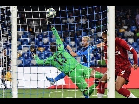 Adrián San Miguel 2020 - INSANE Saves Show - HD 🔥🔥