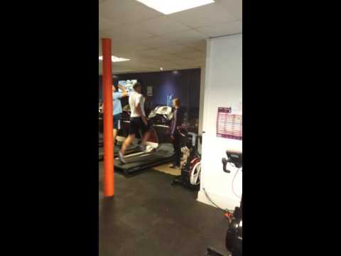 14/06/16 Ben Gordon 300m into ladders set 1