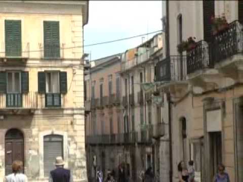 ONDA TG 25.06.2013 - PREPARATIVI SHOPPING SOTTO LE STELLE