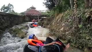 preview picture of video 'Wahana Di Desa Tingkis Singgahan Tuban (RIVER FUN TUBING)'