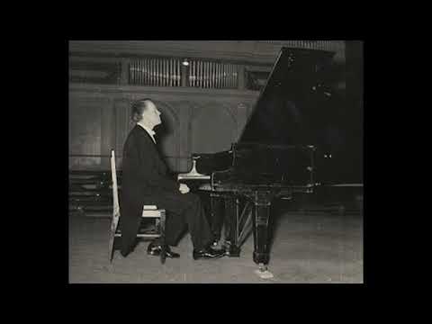 Sviatoslav Richter plays MOZART