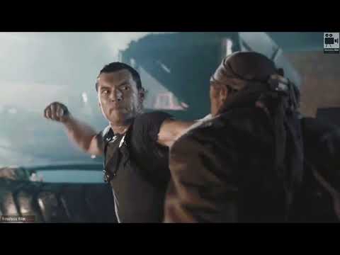 Marcus fights to save Blair | Terminator: Salvation [Remastered] (2009)