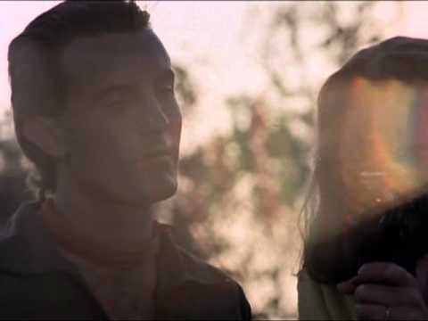 1983 Paraíso Maldito (Return to Eden) - (Minissérie Completa) (Legendado)* 