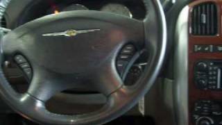 preview picture of video '2007 Chrysler Town & Country Milwaukee WI 53224'