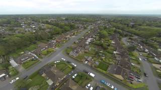 preview picture of video 'DJI F550 Drone over Stoke Poges'