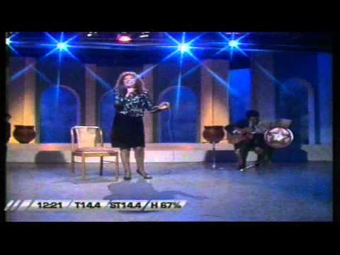 Ginamaria Hidalgo "La Pulpera de Santa Lucia" [HQ]