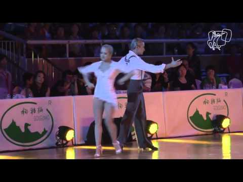 2012 World Freestyle LAT R1  SCHMITT   SALIKHOVA, FRA