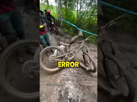 Momentos que asustan a cualquier motociclista😱 #bike #moto