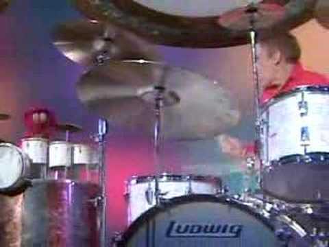 Buddy Rich vs Animal