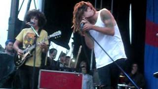 Vultures - Envy On The Coast