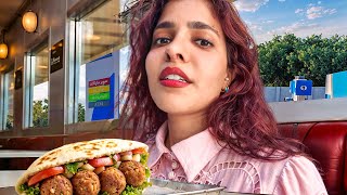 وقفت في 5 محطات وجربت اكل البوفيه ما توقعت اللي صار! 😳