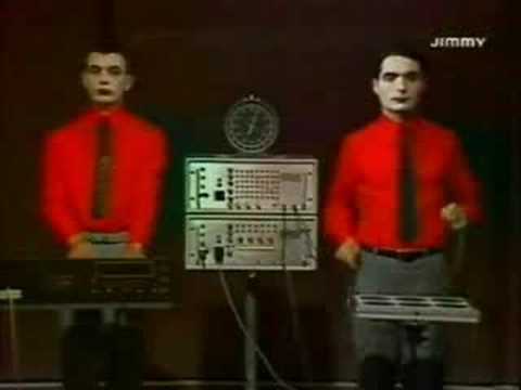 Kraftwerk - The Robots - Radioactivity - 1978 French TV